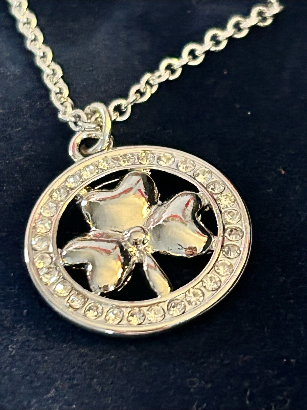 Carrick Silverware Silver plated Irish Crystal Clover Pendant Necklace